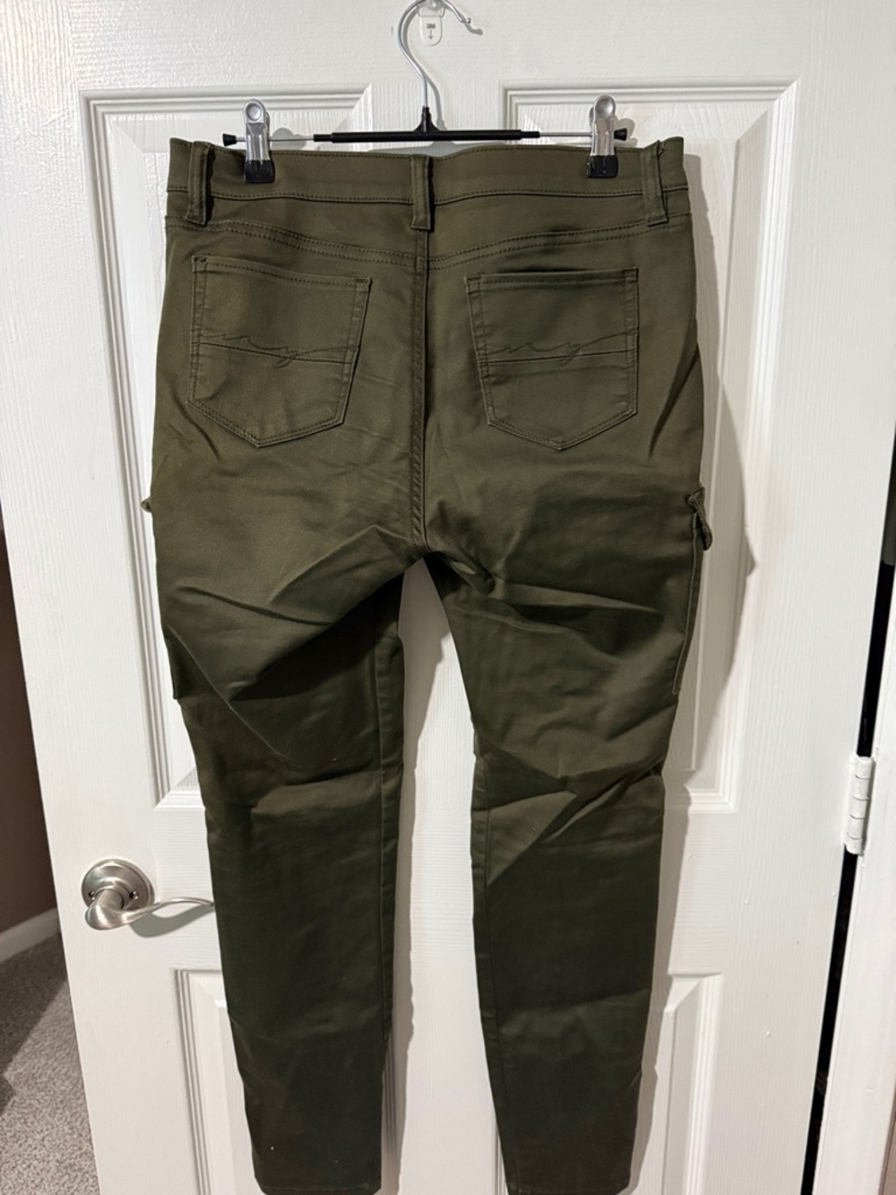 New York & Company Olive Green Cargo Pants - Picture 3 of 5
